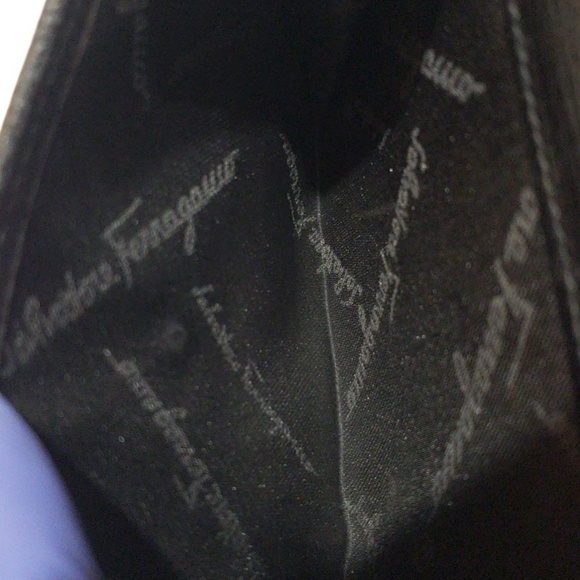 Salvatore Ferragamo Canvas & Black Leather Coin Wallet – Gancini Clip | Luxury - Picture 13 of 15